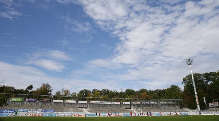 Stuttgart Football Oberliga SV Stuttgarter Kickers vs. SV Linx Overview empty grandstand