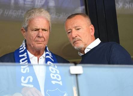 07 10 2018 xmeix Soccer 1 Bundesliga TSG 1899 Hoffenheim Eintracht Frankfurt emspor v Hoffenheims Maezen Dietmar Hopp with player adviser Roger Wittmann DFL regulations prohibit any use of photographs as image sequences or quasi video Sinsheim prio:1