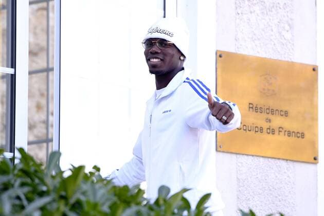 Sport Bilder des Tages Fußball, Nationalteam Frankreich, Ankunft im Trainingslager 06 PAUL POGBA (fra) FOOTBALL : Equipe de France - Entrainement et conference de presse - 08 10 2018 AnthonyBIBARD FEP Panoramic 