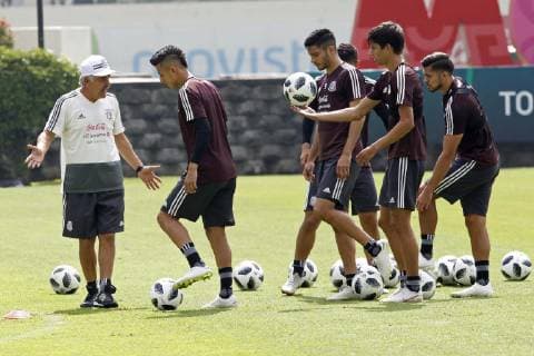October 8 2018 EUM20181008DEP10 JPG CITY OF MEXICO SoccerFutbol Seleccion Mexicana October 8, 2018 Aspects of the training of the Mexican National Team in the High Performance Center prior to the game against Costa Rica next Thursday, October 11 Photo Agency UNIVERSALAgustin SalinasEELG Latin News October 8 2018  - ZUMAu78_ 20181008_zaf_u78_008 Copyright: xElxUniversalx