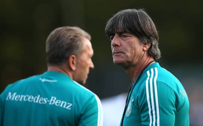 Joachim Loew National coach at training of the national team on 09 10 18 in the stadium on the throwing area in Berlin DFB regulations prohibit any use of photographs as image sequences and or quasi video Football Public training National team Berlin