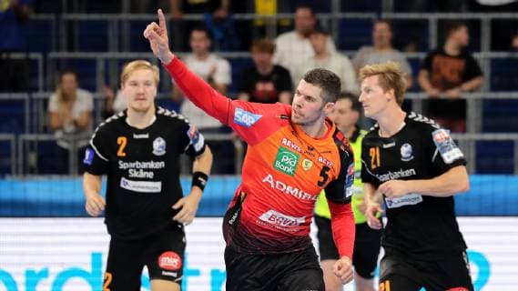 vil Emil Hansson IFK 2 Alfred Ehn IFK 21 celebrates a goal Jubilee Torjubel Goalkeeping celebrate the goal goal celebration Cheering over the goal optimistic Game scene Highlight Action Action Handball Champions League Rhein Neckar Löwen IFK Kristianstad xozx