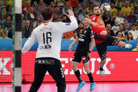 Richard Carl Johan Kappelin Goalkeeper IFK 16 Leo Larsson Goalkeeper IFK 1 Bogdan Radivojevic RNL 14 in the jump throw Throwing Goal action Action Action Game scene Handball Champions League Rhein Neckar Löwen IFK Kristianstad xozx