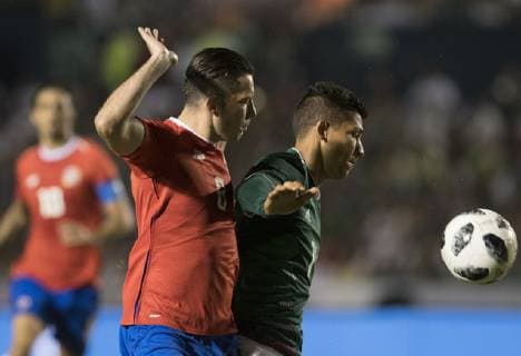 Angel Zaldivar (R) of Mexico vies for the ball with Bryan Oviedo (L) of Costa Rica during the friendly match between Mexico and Costa Rica held at he University Stadium of the University Autanoma de Nuevo Leon, in Monterrey, Mexico, 11 October 2018. Mexico vs Costa Rica !ACHTUNG: NUR REDAKTIONELLE NUTZUNG!  Copyright: xMiguelxSierrax MR06 20181012-636749140147590238