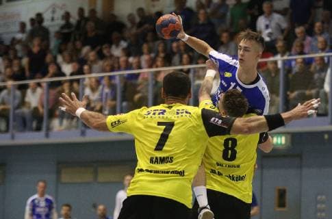 12 10 2018 xmgx handball 3 league SG Bruchköbel HSG Hanau v 1 Tegaday Nuez Ramos Sebastian Dietrich both Bruchköbel Tarek Marshal Hanau Bruchköbel Hessen Germany DEU