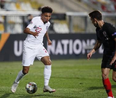Fußball, Nations League, Kroatien - England Jadon Sancho of England takes on Josip Pivaric of Croatia during the Uefa Nations League, Group A4 match at Stadion HNK Rijeka, Rijeka. Picture date: 12th October 2018. Picture credit should read: David Klein Sportimage EDITORIAL USE ONLY. No use with unauthorised audio, video, data, fixture lists, club league logos or live services. Online in-match use limited to 120 images, no video emulation. No use in betting, games or single club league player publications.