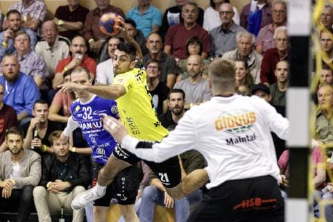 12 10 2018 xmzx Handball 3 Liga SG Bruchköbel HSG Hanau v 1 Aydin Günes SG Bruchköbel Bruchköbel Hessen Germany DEU