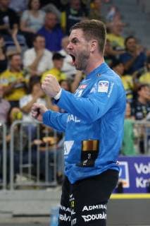 Rhein Neckar Loewen THW Kiel Rejoicing of Rhein Neckar Loewe Andreas Palicka No 12 playing in the Handball Bundesliga Rhein Neckar Loewen THW Kiel Mannheim 13 10 18 Handball 6 Match Mannheim Mannheim Baden Wuerttemberg Germany SAP Arena
