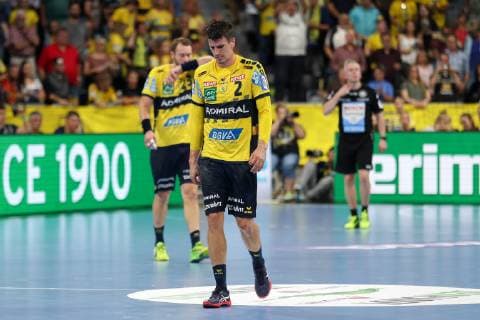 Steffen Fäth RNL 23 Andre Schmid Andy Schmid RNL 2 disappointed with the defeat disappointment after the final whistle Highlight losers lost frustration disappointed pessimistic Handball DKB Bundesliga Rhein Neckar Löwen THW Kiel xozx