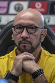 Photo Paola Garbuio LaPresse October 13, 2018 M9 Venezia store ,Mestre (ve), Italy soccer presentazione nuovo allenatore Venezia ,Walter Zenga In the pic:Walter Zenga venice new football mister  Copyright: xPaolaxGarbuio LaPressex