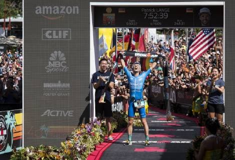 Sport Themen der Woche KW41 Sport Bilder des Tages October 13, 2018 - Kailua-Kona, Hawaii, U.S. - PATRICK LANGE of Germany crosses the finish line to win the Ironman World Championships. Ironman World Championships 2018  - ZUMA 20181013_mda_r302_860 Copyright: xRonitxFahlx