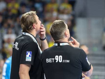 Filip Jicha THW Kiel Co Manager Alfred Gislason THW Kiel Coach at the Gruebeln Rhein Neckar Loewen THW Kiel 1 HBL Mannheim Copyright: xRoskaritzx Eibner-Pressefotox EP_kess_rrz