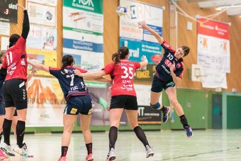 Jurate Zilinskaite SG H2Ku Herrenberg Kuties 15 SG H2Ku Herrenberg Kuties vs DJK MJC Trier Handball 2 Bundesliga Women HBF season 18 19 14 10 2018 SG H2Ku Herrenberg Kuties vs DJK MJC Trier Handball 2 Bundesliga Women HBF season 18 19 14 10 2018 Herrenberg Copyright: xEIBNER Wolfgang_Frankx EP_WFK