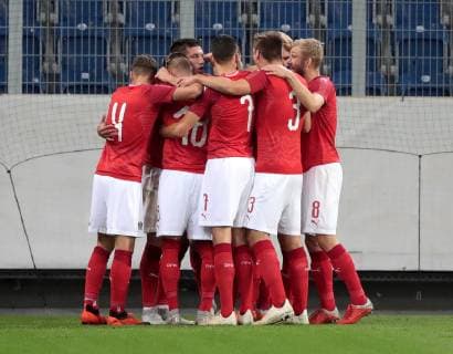 Fußball, U21 EM Quali, Österreich - Russland SOCCER - Under-21 EURO 2019, AUT VS RUS SANKT POELTEN,AUSTRIA,16.OCT.18 - SOCCER - OEFB international match Länderspiel Under-21 European Championship EM Europameisterschaft 2019, qualification, Austria vs Russia. Image shows the rejoicing of Adrian Grbic (AUT) and his team. GEPAxpictures xWalterxLuger
