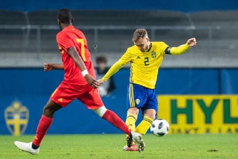 181016 Linus Wahlqvist of Sweden and Isaac Mbenza or Belgium during the UEFA European Under 21 Qualifier match between Sweden and Belgium on October 16, 2018 in Kalmar Photo Petter Arvidson BILDBYR N Code PA 92128  Copyright: PETTERxARVIDSON BB181016PA014