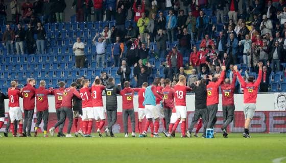 SOCCER - Under-21 EURO 2019, AUT VS RUS SANKT POELTEN,AUSTRIA,16.OCT.18 - SOCCER - OEFB international match Länderspiel Under-21 European Championship EM Europameisterschaft 2019, qualification, Austria vs Russia. Image shows the rejoicing of the team of Austria and the fans. GEPAxpictures xWalterxLuger