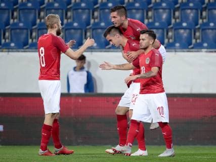 SOCCER - Under-21 EURO 2019, AUT VS RUS SANKT POELTEN,AUSTRIA,16.OCT.18 - SOCCER - OEFB international match Länderspiel Under-21 European Championship EM Europameisterschaft 2019, qualification, Austria vs Russia. Image shows the rejoicing of Konrad Laimer, Arnel Jakupovic, Adrian Grbic and Sascha Horvath (AUT). GEPAxpictures xWalterxLuger