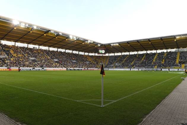 15 10 2018 Soccer GER Season 2018 2019 Test match Alemannia Aachen Borussia Dortmund 0 4 Aachen Tivoli Stadium Inside view with playing field Team2
