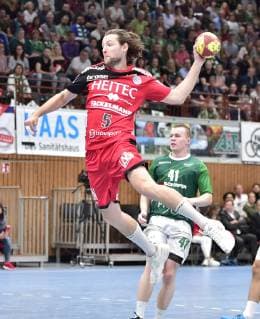 17 10 2018 Handball DHB Pokal Eighth finishes season 2018 2019 DJK Rimpar Wolves HC Erlangen HCE OGo Johannes Sellin 5 HC Erlangen HCE