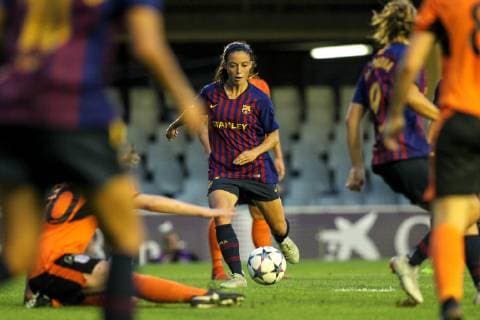 17th October 2018, Miniestadi, Barcelona, Spain; UEFA Womens Champions League football, Barcelona versus Glasgow City; Aitana Bonmati of FC Barcelona Barca shoots and scores for 2-0 in the 37th minute  ActionPlus12070754 PedroxSalado