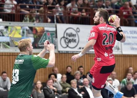 17 10 2018 Handball DHB Pokal Eighth finals season 2018 2019 DJK Rimpar Wolves HC Erlangen HCE OGo Patrick Gempp 13 DJK Rimpar Wolves Nico Büdel 20 HC Erlangen