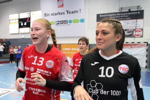 Joy at Meike Schmelzer Thueringer HC 13 left and Alexandra Mazzucco Thueringer HC 10 right HSG Blomberg Lippe vs Thueringer HC Handball 1 Women Bundesliga 17 10 2018 HSG Blomberg Lippe vs Thueringer HC Handball 1 Bundesliga Women 17 10 2018 Blomberg Copyright: xEIBNER JanxStrohdiekx EP_JSK