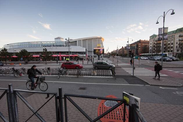 181018 Scandinavium outside the ice hockey match in SHL between Frölunda and Lulea 18 October 2018 in Gothenburg  Copyright: MICHAELxERICHSEN BB181018MI005