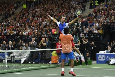 Czech tennis player Radek Stepanek, left, and Leander Paes of India joke during the farewell party of Radek Stepanek ending his career in Prague, Czech Republic, October 18, 2018. (CTKxPhoto MichalxKamaryt) CTKPhotoP201810180991201  _KMT3564