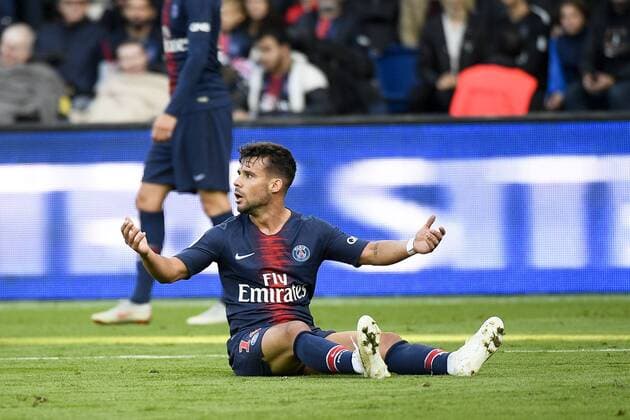 Fußball, Paris St. Germain - SC Amiens 14 JUAN BERNAT (PSG) - DECEPTION FOOTBALL : Paris SG vs Amiens - Ligue 1 Conforama - 20 10 2018 FEP Panoramic 