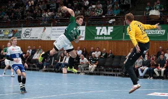 Slavomir Mlotek Dessau Rosslauer HV 06 Lukas Siegler DJK Rimpar Wolves Philip Ambrosius Dessau Rosslauer HV 06 DKB 2 Handball Bundesliga DJK Rimpar Wolves Dessau Rosslauer HV 06 xfsx