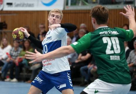 Slavomir Mlotek Dessau Rosslauer HV 06 Lukas Siegler DJK Rimpar Wolves DKB 2 Handball Bundesliga DJK Rimpar Wolves Dessau Rosslauer HV 06 xfsx