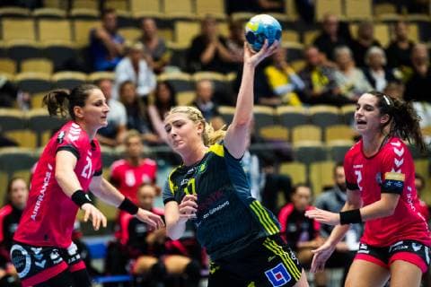 181021 Sävehofs Nina Dano during the handball match in the Champions League between Sävehof and Brest on October 21, 2018 in Partille  Copyright: MATHIASxBERGELD BB181021MB012