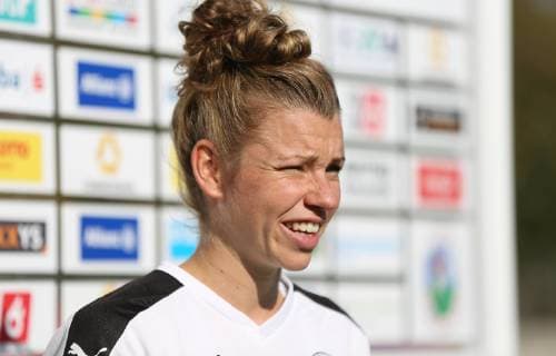 21 10 2018 xcex Germany Frankfurt Football Womens Football Alliance Women Bundesliga Season 2018 2019 1 FFC Frankfurt vs. SGS Essen Linda Dallmann SGS in an interview with DFB TV