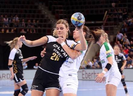 BAU 21 10 2018 Ludwigsburg Handball SG BBM Bietigheim vs FTC Rail Cargo Hungaria by Angela Malestein BBM Nadine Schatzl Hungaria