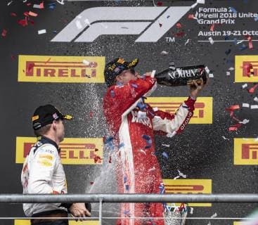 October 21, 2018 - Austin, Texas, U.S - The Winner of F1 7 KIMI Râ‚¬IKK¦NEN Scuderia Ferrari 2nd Place 33 MAX VERSTAPPEN Austin Martin Red Bull Racing having fun. F1 Pirelli United States Grand Prix - ZUMAm147 20181021_zap_m147_002 Copyright: xHossxMcBainx