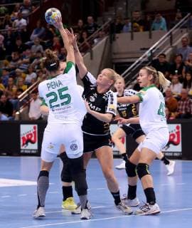 BAU 21 10 2018 Ludwigsburg Handball SG BBM Bietigheim vs FTC Rail Cargo Hungaria by Nerea Pena Abaurrea Hungaria Antje Lauenroth BBM