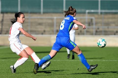 v li Peggy Nietgen FC Cologne 21 Katharina Runge VfL Wolfsburg II 8 Duel tackle tackling Dynamics Action Action Soccer 2 Women Bundesliga 1 FC Köln VfL Wolfsburg II DFB REGULATIONS PROHIBIT ANY USE OF PHOTOGRAPH AS IMAGE SEQUENCES AND OR QUASI VIDEO xmhx