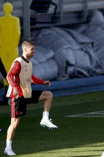 Real Madrid s defender Sergio Ramos warms up during a training session at the team s Valdebebas Sports City in Madrid, Spain, 22 October 2018. Real Madrid will face Viktoria Plzen in their UEFA Champions League soccer match on 23 October 2018. Training session of Real Madrid !ACHTUNG: NUR REDAKTIONELLE NUTZUNG!  Copyright: xJAVIERxLIZÓNx GRAF2003 20181022-636758092896097175