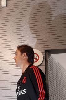 Real Madrid s head coach Julen Lopetegui arrives for a press conference PK Pressekonferenz held following a training session at the team s Valdebebas Sports City in Madrid, Spain, 22 October 2018. Real Madrid will face Viktoria Plzen in their UEFA Champions League soccer match on 23 October 2018. Press conference of Real Madrid !ACHTUNG: NUR REDAKTIONELLE NUTZUNG!  Copyright: xJAVIERxLIZÓNx GRAF2107 20181022-636758142455006214