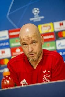 22-10-2018 VOETBAL: TRAINING EN PERSCONFERENTIE AJAX: AMSTERDAM Erik ten Hag, trainer Ajax Foto: SCS Michel Utrecht xVIxVIxImagesx xSoenarxChamidxsportfotografiexIVx 12532050