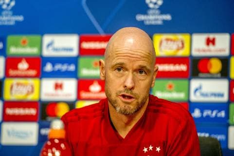 22-10-2018 VOETBAL: TRAINING EN PERSCONFERENTIE AJAX: AMSTERDAM Erik ten Hag, trainer Ajax Foto: SCS Michel Utrecht xVIxVIxImagesx xSoenarxChamidxsportfotografiexIVx 12532063