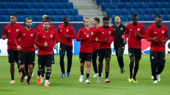 Olympique Lyon players Olympique Lyonnais warm up during training Warm-up Warm-up Action Action Football UEFA Champions League final training Olympique Lyon xozx