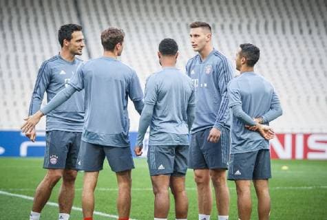 Mats Hummels 5 Bayern Munich Thomas Mueller 25 Bayern Munich Serge Gnabry 22 Bayern Munich Niklas Suele 4 Bayern Munich Thiago Alcantara 6 Bayern Munich Muenchen Training AEK Athens vs Bayern Munich Muenchen Preliminary Round Champions League 22 10 2018 Athens Athens Greece Copyright: xkolbert-press GiannisxAlexopoulosx