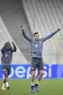 Bayern Munchen, official traininga Bayern Munchen s Robert Lewandowski in action during the official training of Bayern Munchen one day before the game for UEFA Champions League against AEK Athens, on Olimpic Stadium, Athens, Greece, 22 October 2018 Copyright: xAlexxNicodimx