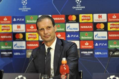 Juventus press conference PK Pressekonferenz Massimiliano Allegri during the Juventus press conference at Old Trafford, Manchester Content Not Available For UK Newspapers Copyright: xStefanoxGnechx FIL-12441-0015