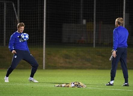 22 10 2018 xmeix Football UEFA Champions League Press Conference Final training TSG 1899 Hoffenheim Olympique Lyon emspor v Hoffenheim coach Julian Nagelsmann TSG 1899 Hoffenheim with Hoffenheim co-driver Matthias Kaltenbach DFL DFB REGULATIONS PROHIBIT ANY USE OF PHOTOGRAPH as IMAGE SEQUENCES and or QUASI VIDEO Sinsheim prio:1