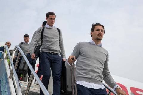 23 10 2018 Football Season 2018 2019 Champions League Arrival of FC Schalke 04 in Istanbul Turkey v l Sebastian Rudy FC Schalke 04 Benjamin STAMBOULI FC Schalke 04 Istanbul Turkey