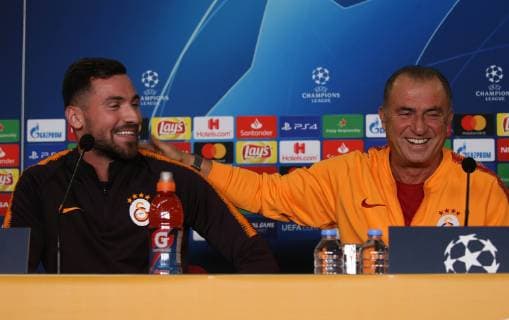 Galatasaray s Football Team Coach Fatih Terim and player Sinan Gumus gives a press conference PK Pressekonferenz on the eve of the team s a day before their UEFA Champions League match against Schalke on October 23 , 2018 in Istanbul , Turkey. 