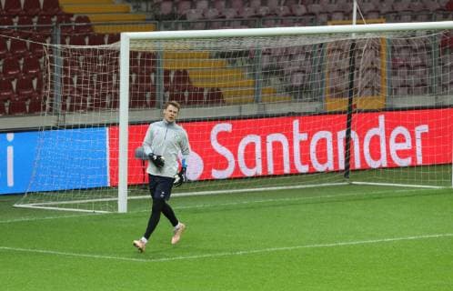 FC Schalke 04 Players attend a training session at the Turk Telekom Arena in Istanbul on October 23, 2018 on the eve of the UEFA Champions League football match between Galatasaray and FC Schalke 04.. 