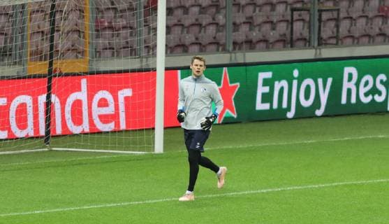 FC Schalke 04 Players attend a training session at the Turk Telekom Arena in Istanbul on October 23, 2018 on the eve of the UEFA Champions League football match between Galatasaray and FC Schalke 04.. 